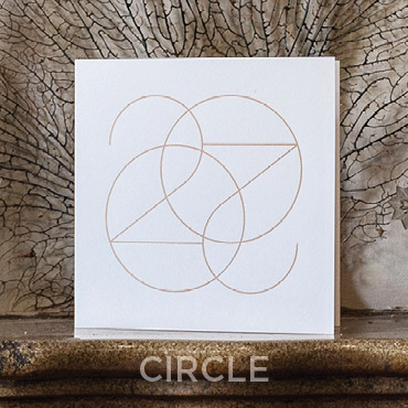 Présentation de la carte de voeux 2020 modèle CIRCLE conçue et imprimée par Intaglio
