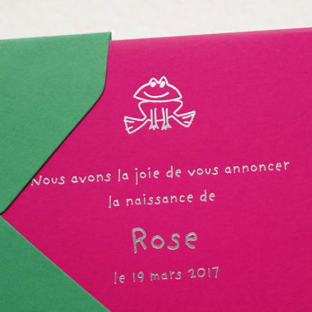 Faire-part de naissance collection Toys Grenouille en dorure argent sur carte de couleur Pink par Intaglio-Paris